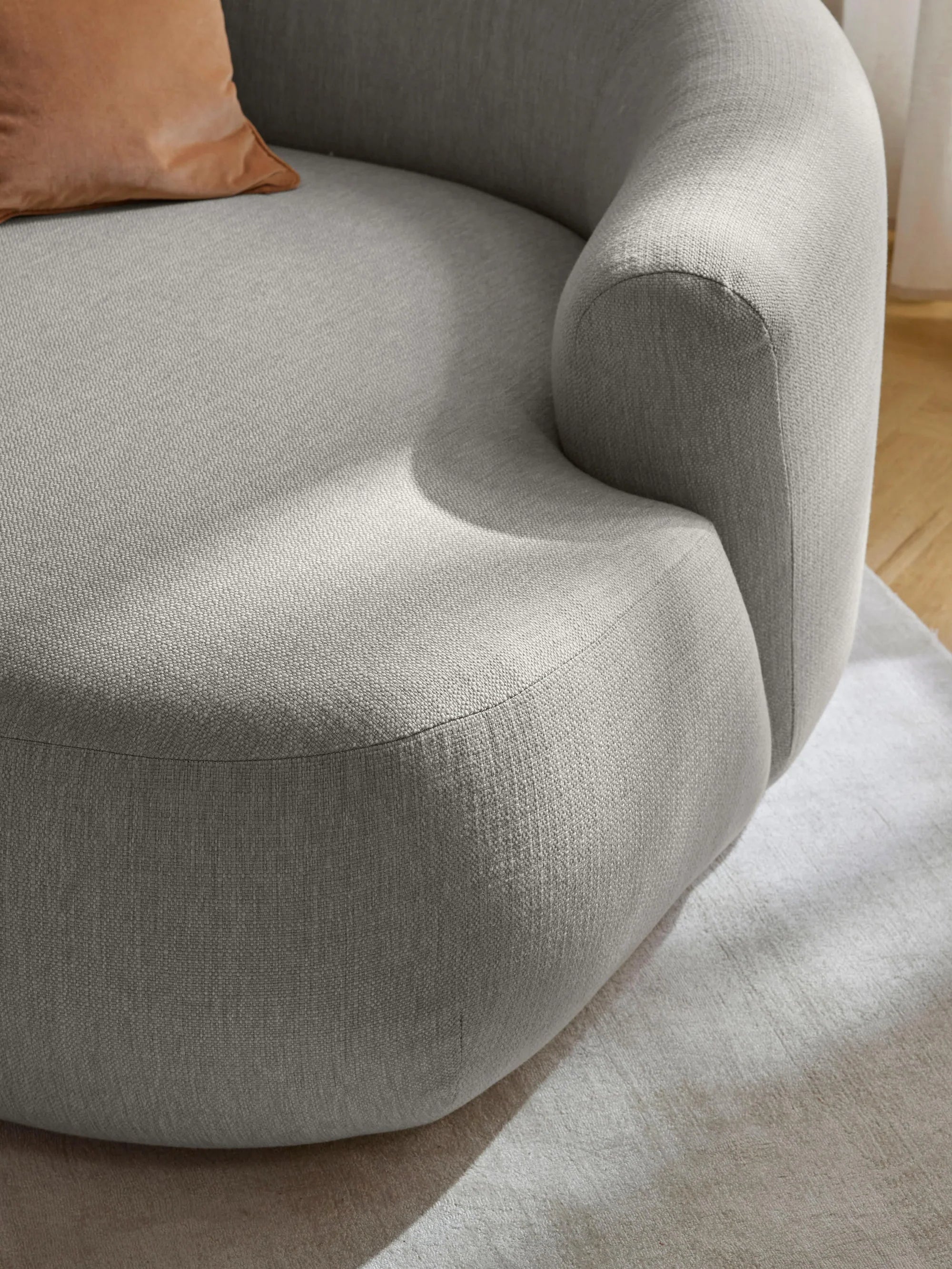 Mason | Oversized Day Bed